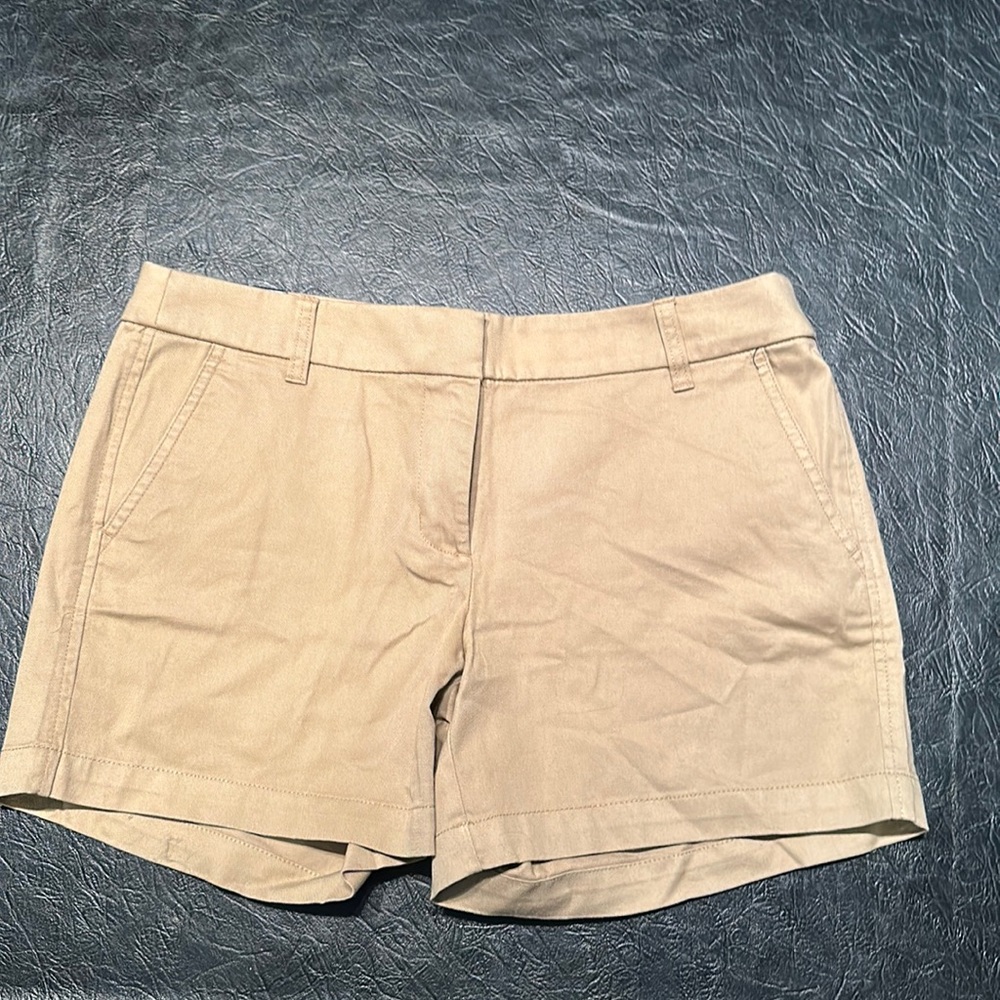 Size 8 J Crew 5 inch shorts with tags